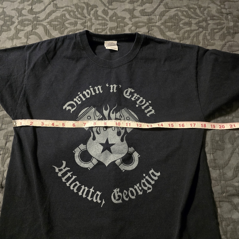 Drivin &cryin Rock Band Concert Tee - Picture 2 of 3